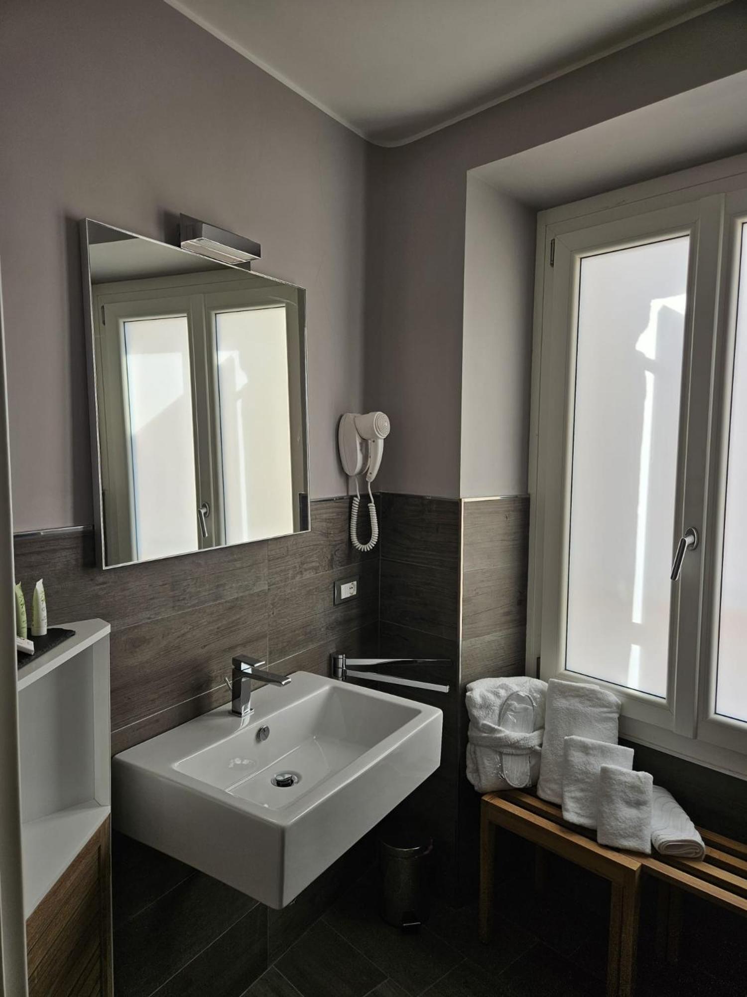Prima Fila Premium Guest House سانريمو المظهر الخارجي الصورة