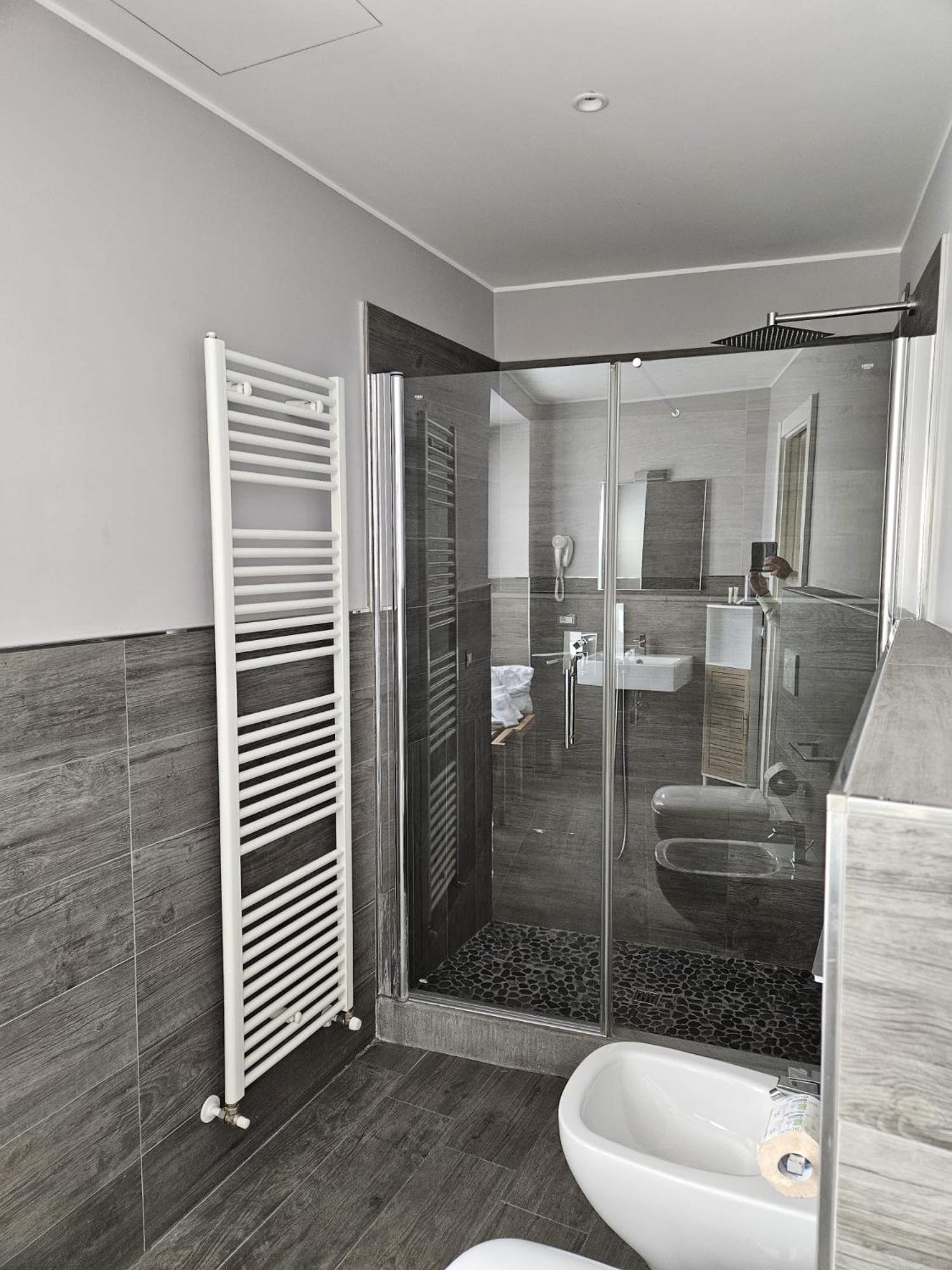 Prima Fila Premium Guest House سانريمو المظهر الخارجي الصورة