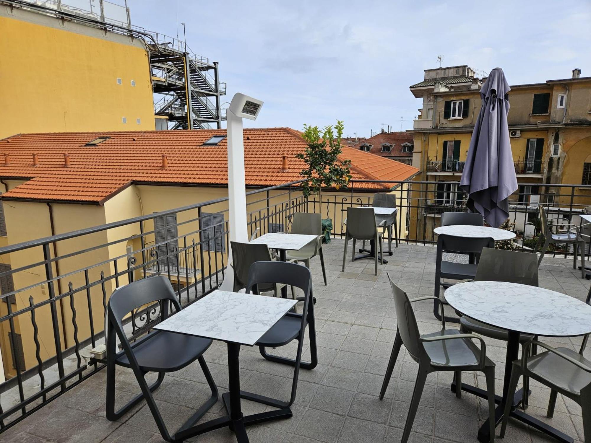 Prima Fila Premium Guest House سانريمو المظهر الخارجي الصورة